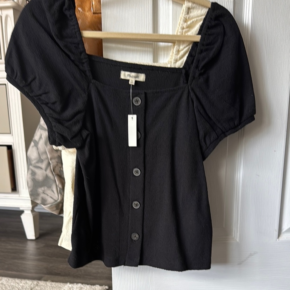 Madewell Black Puff-Sleeve Button-Front Blouse